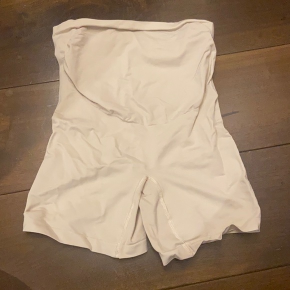 Belly Bandit Shapewear - Picture 1 of 3